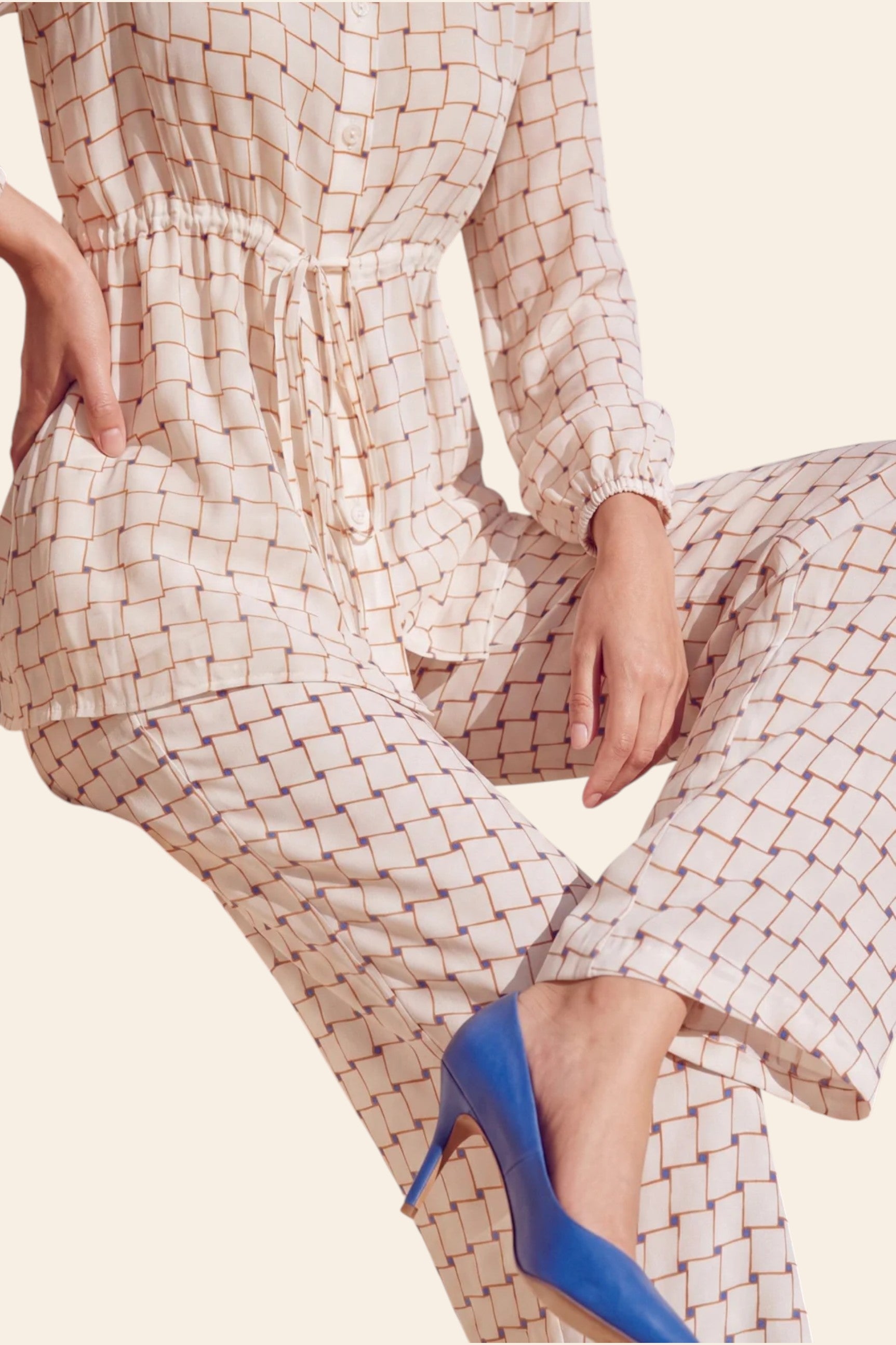 Nautanky ivory co-ord set, close-up of dune print on crepe fabric